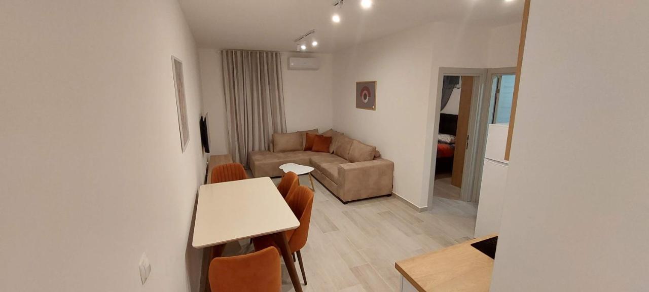 Biser Apartmani Podgorica Exteriör bild
